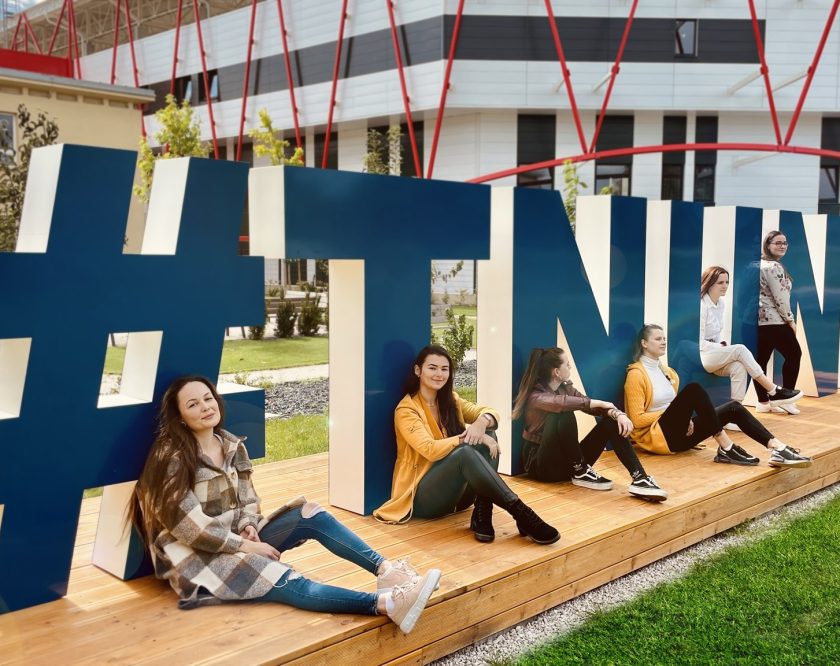 TNUNI