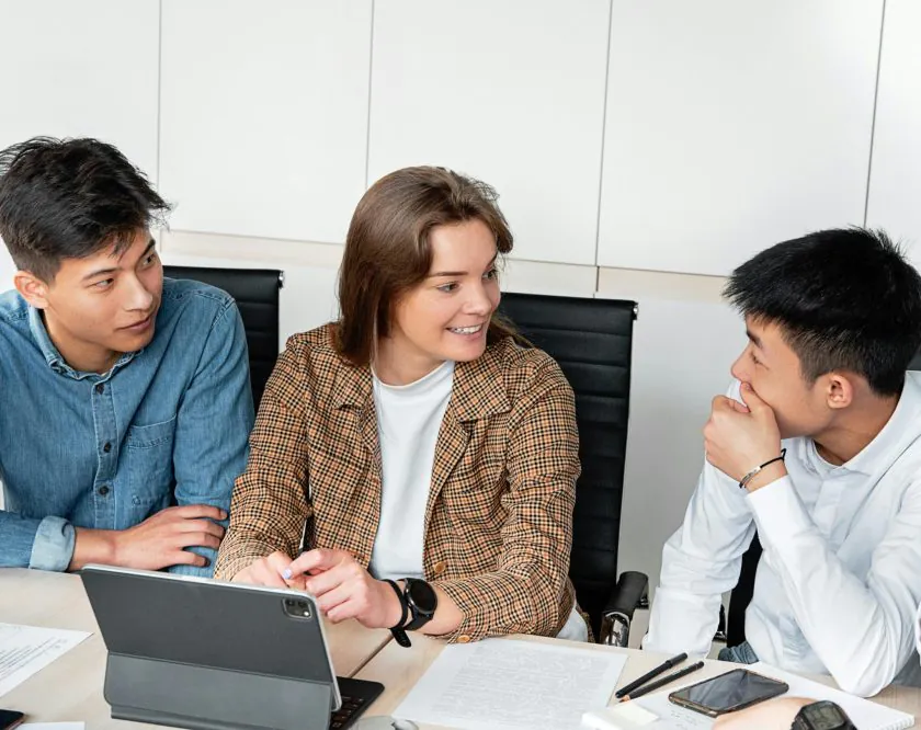 pexels-mikhail-nilov-7988691